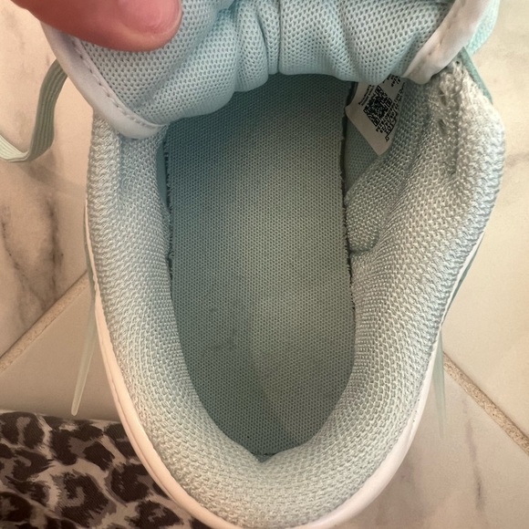 Women’s Nike Dunk Lows in Teal - Picture 10 of 11